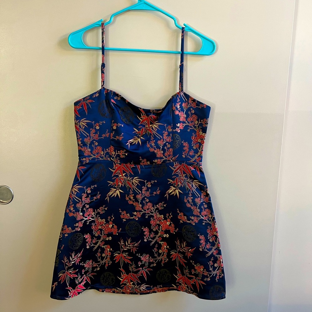 Réalisation Silk mini dress size medium